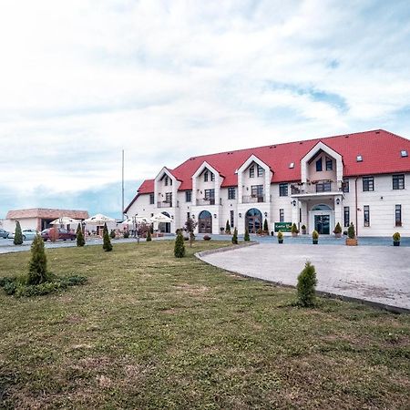 The Frontier Hotel Siret Exteriér fotografie